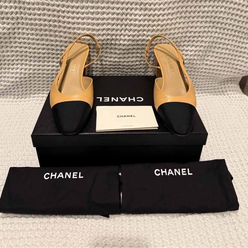 CHANEL Women's Beige and Black Slingback Heels